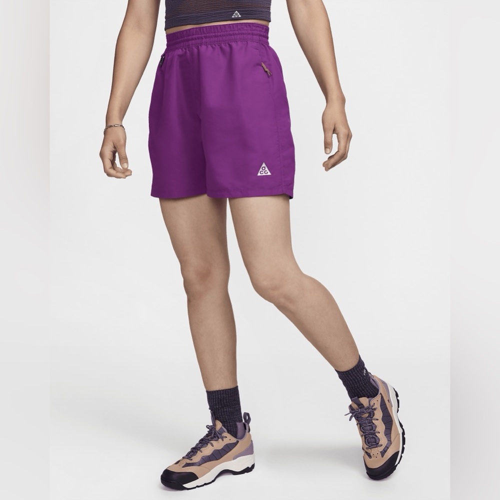 Nike ACG Women's 5" Loose Fit High-Rise Shorts Sz Small
